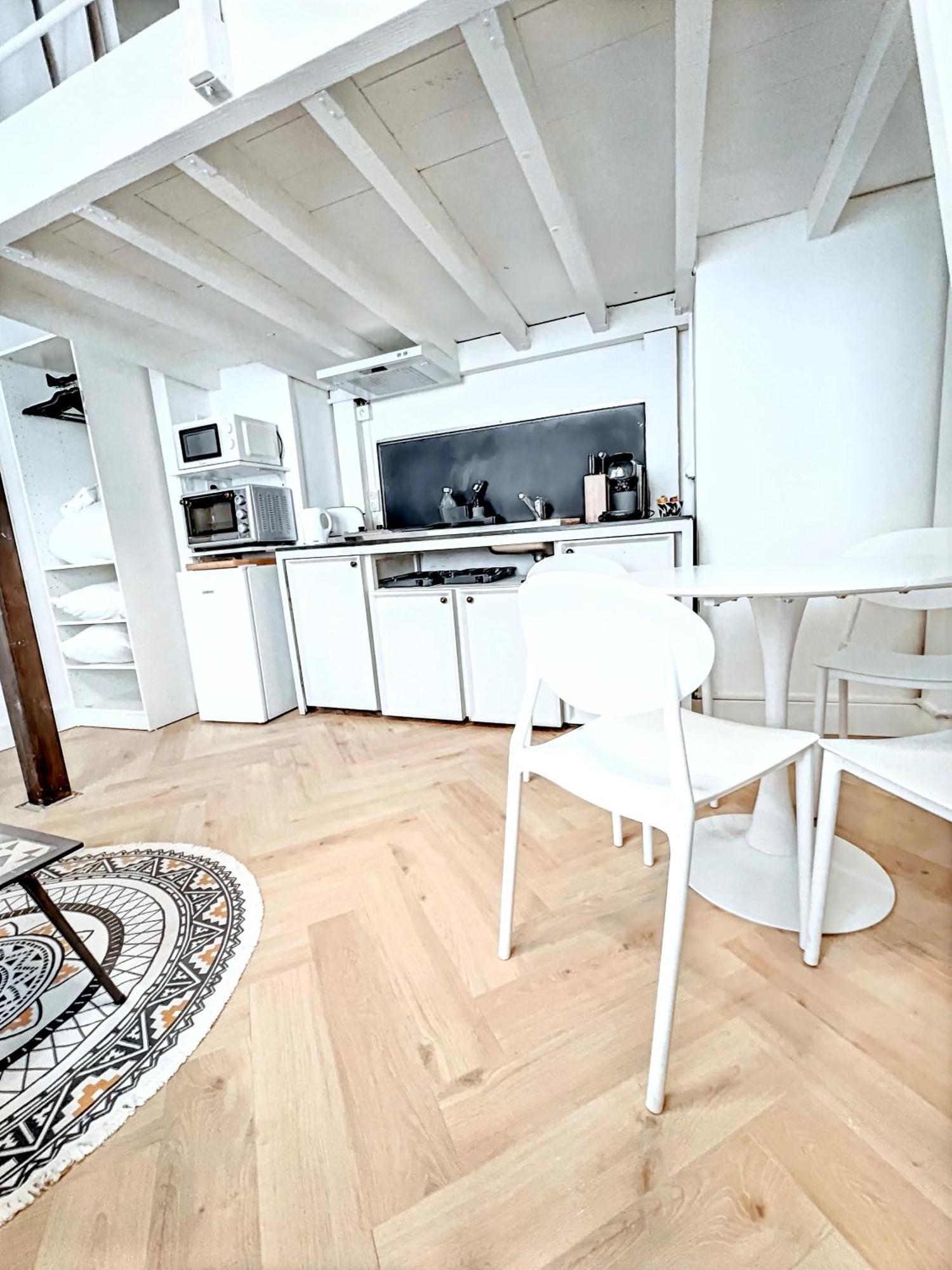 Апартаменты Mini Duplex 50M Du Vieux Port Канны Экстерьер фото